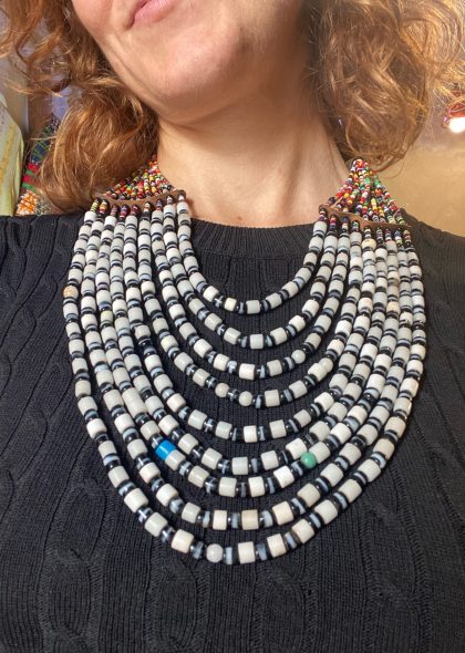 COLLAR REWORK BLANCO NEGRO AFRICA