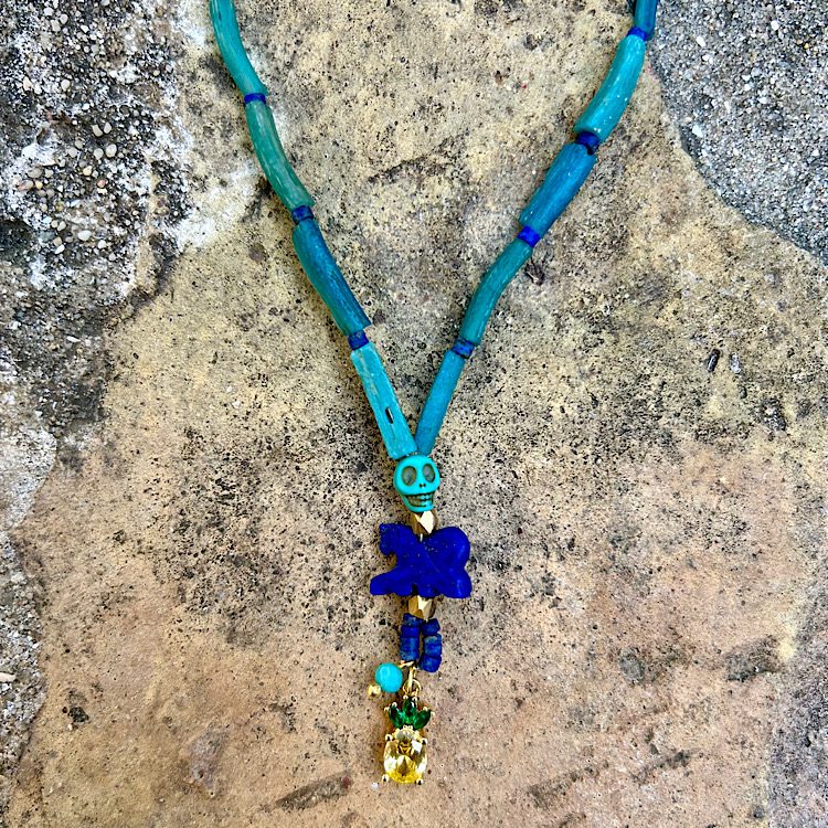 Collar colgante Calavera